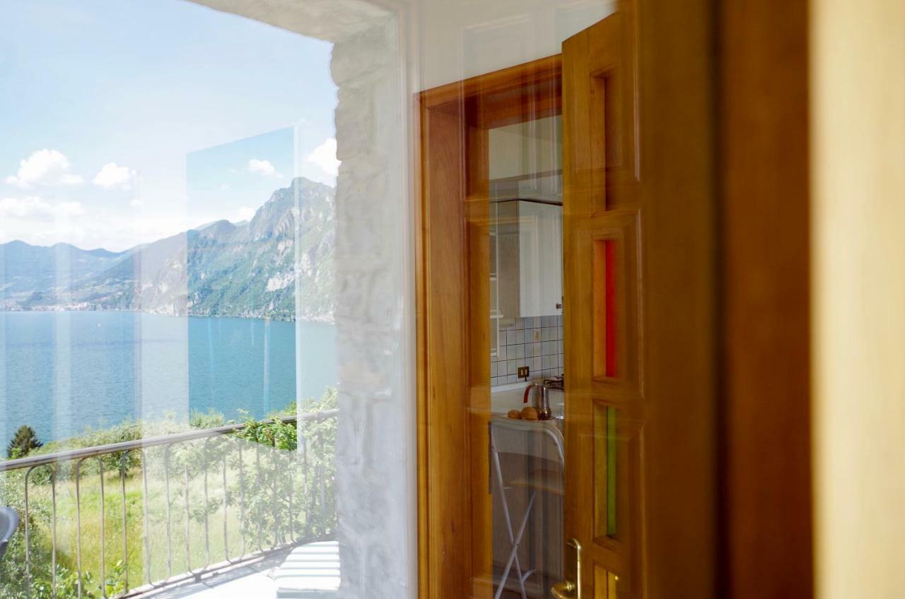 Casa Emilia Villa Riva di Solto Kültér fotó