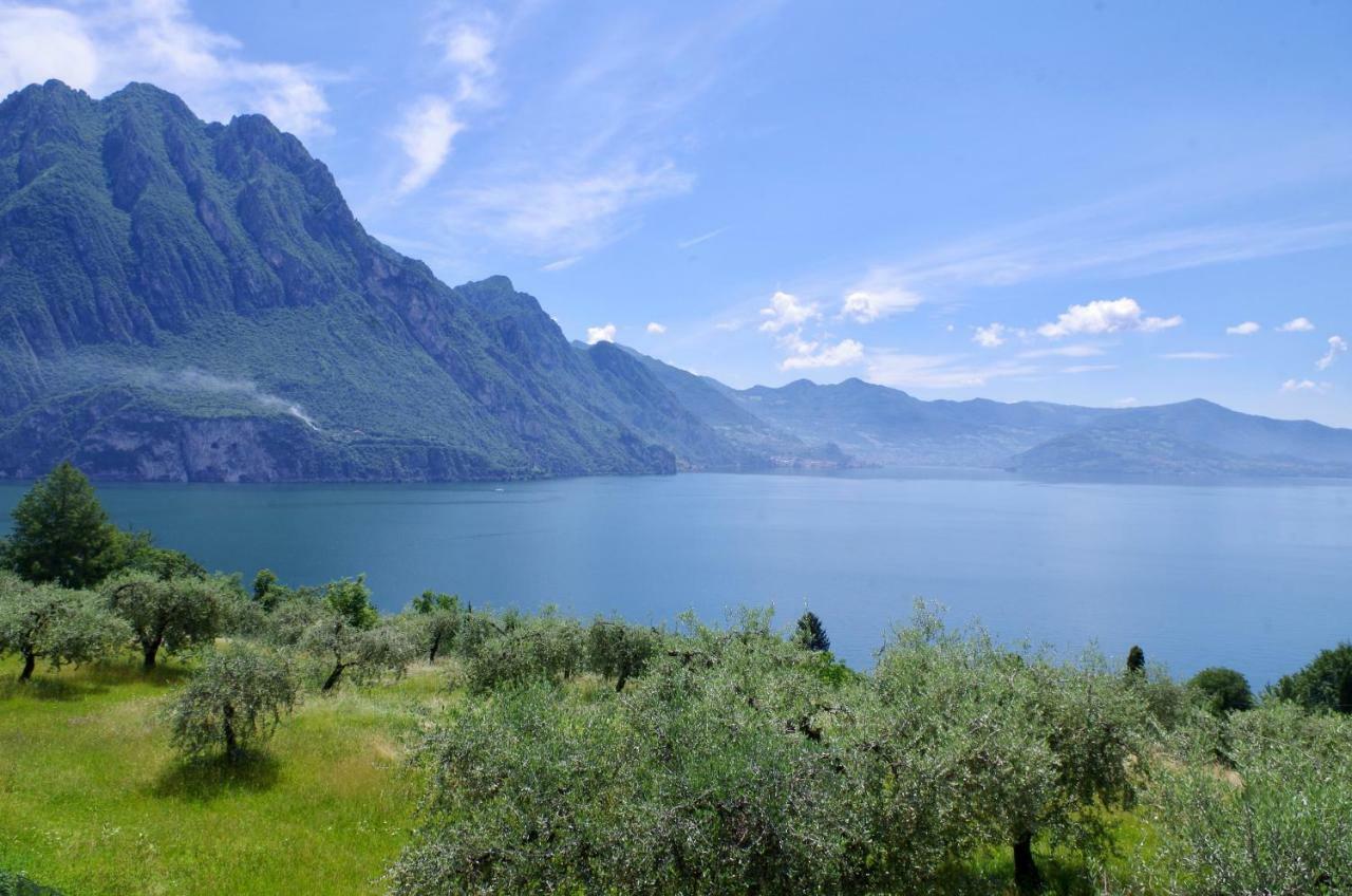 Casa Emilia Villa Riva di Solto Kültér fotó