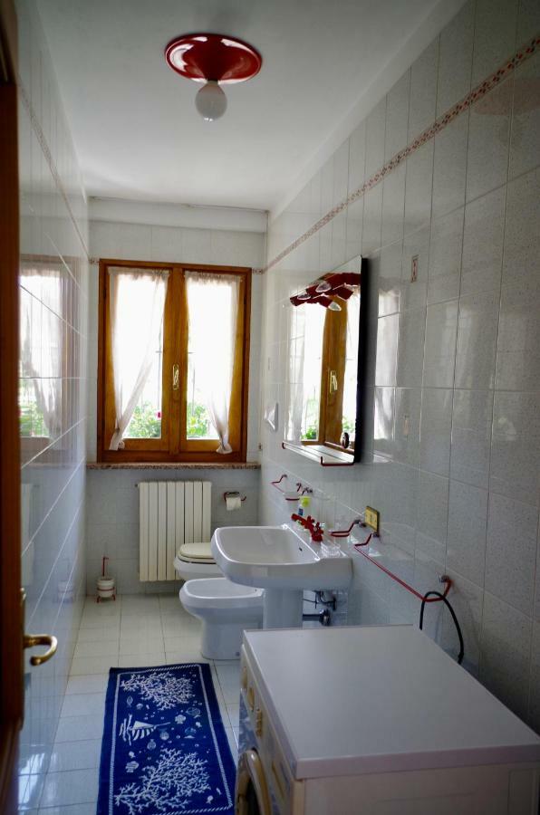 Casa Emilia Villa Riva di Solto Kültér fotó